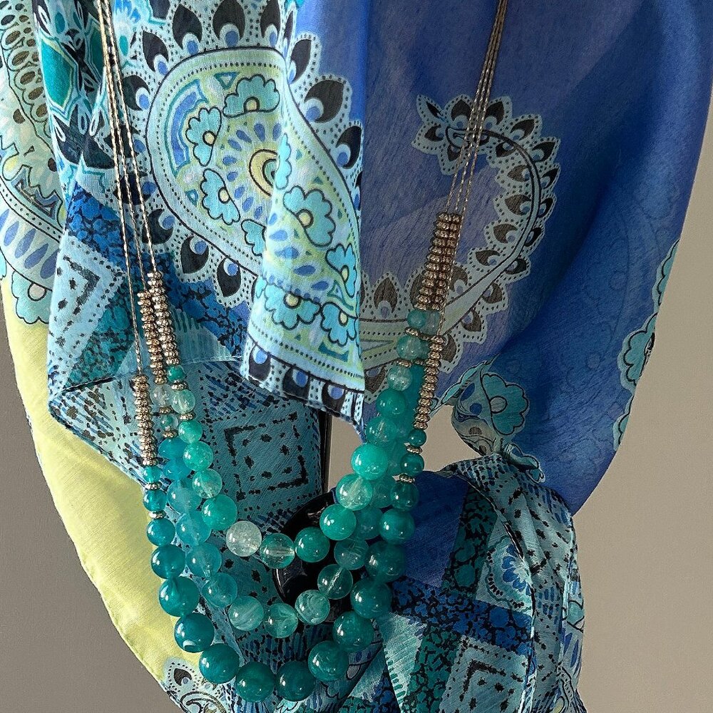 CHICO'S Beautiful Large Oblong Scarf Paisley Blues & Green + Free Necklace